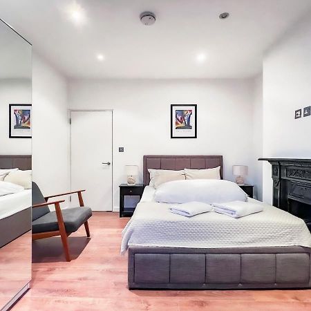 Prime Location Camden Luxury Apt Sleeps 6 London Ngoại thất bức ảnh